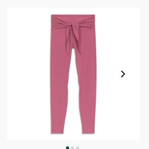 Black align waist tie